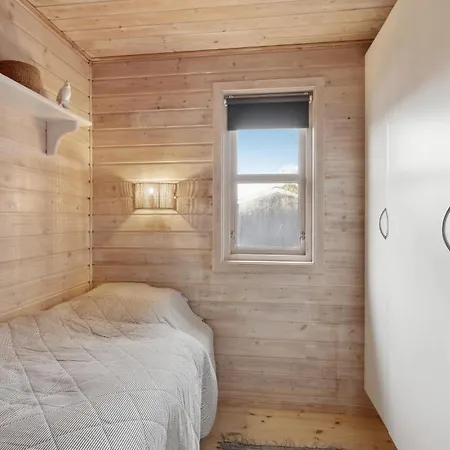 Feriehus 3 Bedroom Lovely In Otterup