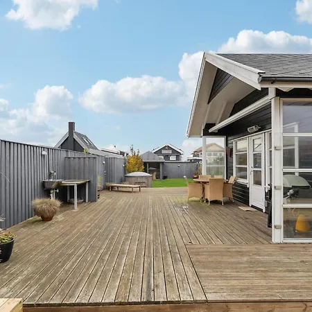 3 Bedroom Lovely In Holiday home Otterup