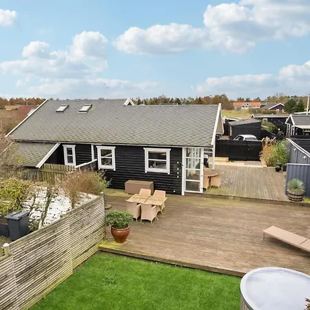3 Bedroom Lovely In *