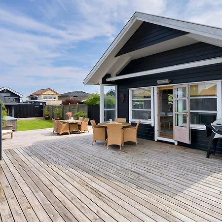 3 Bedroom Lovely In Otterup